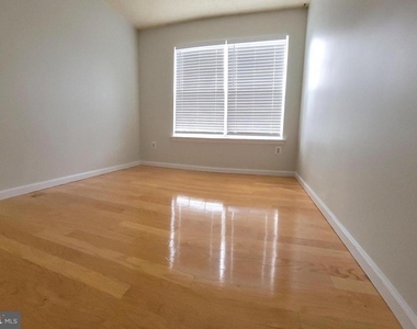 2507 Assabet Court - Photo Thumbnail 8