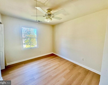 1193 Maple Avenue - Photo Thumbnail 13