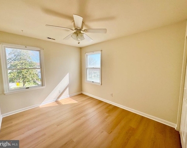 1193 Maple Avenue - Photo Thumbnail 15