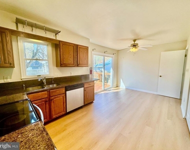 1193 Maple Avenue - Photo Thumbnail 6