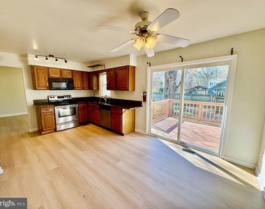 1193 Maple Avenue - Photo Thumbnail 8