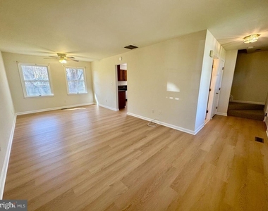 1193 Maple Avenue - Photo Thumbnail 3
