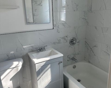 1416 Eastern Avenue Ne - Photo Thumbnail 24