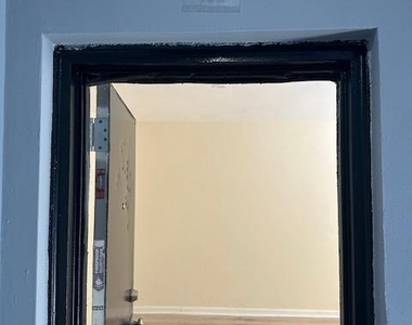 1416 Eastern Avenue Ne - Photo Thumbnail 2