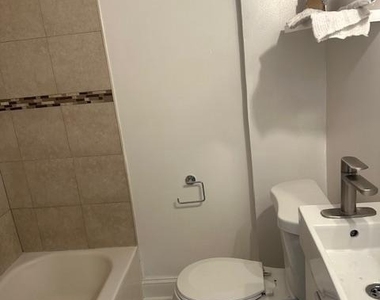 1416 Eastern Avenue Ne - Photo Thumbnail 19