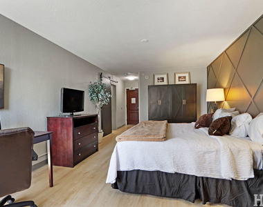 6175 W Grand Avenue - Photo Thumbnail 7