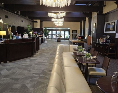 6175 W Grand Avenue - Photo Thumbnail 2