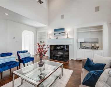 12128 Arroyo Verde Lane - Photo Thumbnail 4