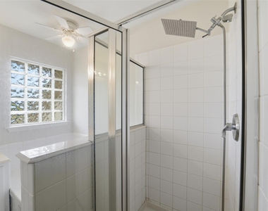2110 Ridge Wood Lane - Photo Thumbnail 20