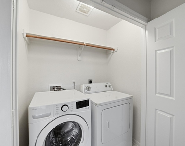2110 Ridge Wood Lane - Photo Thumbnail 22