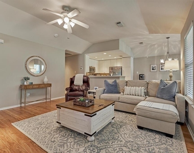 87 Woodlily Place - Photo Thumbnail 12