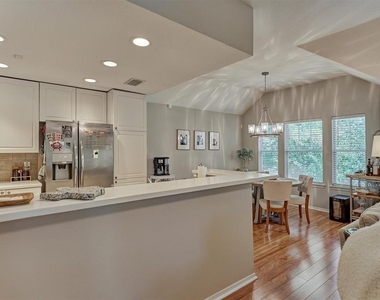 87 Woodlily Place - Photo Thumbnail 13