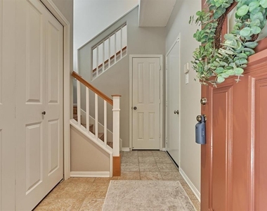 87 Woodlily Place - Photo Thumbnail 3
