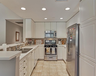87 Woodlily Place - Photo Thumbnail 17