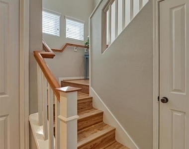 87 Woodlily Place - Photo Thumbnail 5