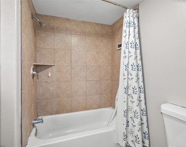 7900 Fm 2354 Unit B - Photo Thumbnail 4