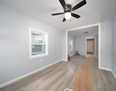 3120 Stonewall Street - Photo Thumbnail 10
