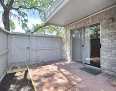 7400 Bellerive Drive - Photo Thumbnail 14