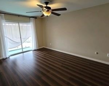 7400 Bellerive Drive - Photo Thumbnail 3