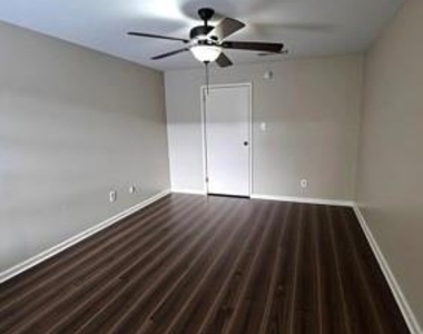 7400 Bellerive Drive - Photo Thumbnail 11