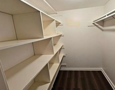 7400 Bellerive Drive - Photo Thumbnail 8