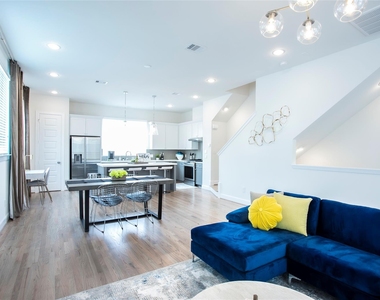 2713 Eado Edge Court - Photo Thumbnail 4