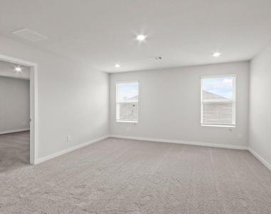 496 Shoreview Drive - Photo Thumbnail 12