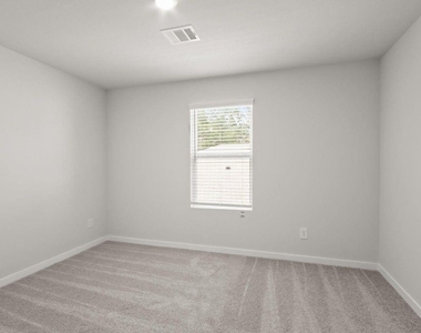 496 Shoreview Drive - Photo Thumbnail 16