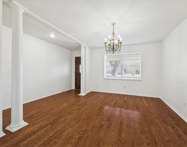 9642 Judalon Lane - Photo Thumbnail 4