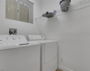 3353 Antica Street - Photo Thumbnail 12