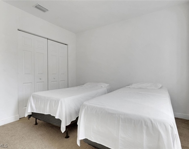 3353 Antica Street - Photo Thumbnail 20