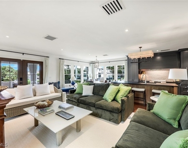 1437 Sandpiper Street - Photo Thumbnail 8