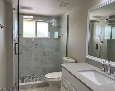 8294 Key Royal Circle - Photo Thumbnail 3