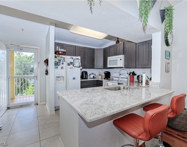 8294 Key Royal Circle - Photo Thumbnail 11