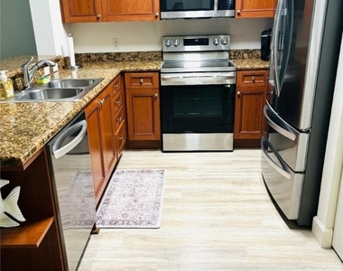 10101 Villagio Palms Way - Photo Thumbnail 3
