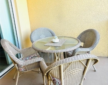 10101 Villagio Palms Way - Photo Thumbnail 16