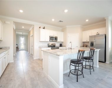2075 Parson Street - Photo Thumbnail 5