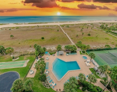 1250 Gulf Boulevard - Photo Thumbnail 20