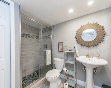 1250 Gulf Boulevard - Photo Thumbnail 48