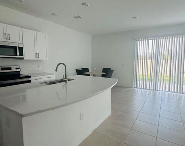 4512 Teoli Court - Photo Thumbnail 2