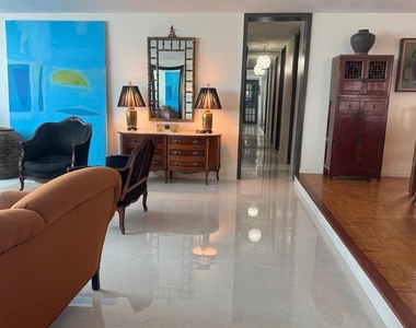 76 Kings Court - Photo Thumbnail 6