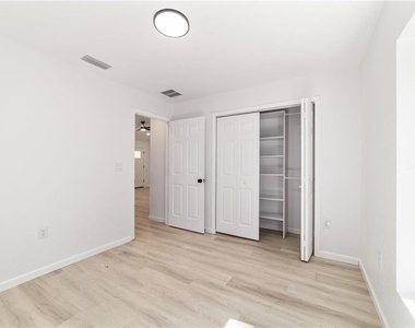 15388 Sw 26th Place - Photo Thumbnail 28