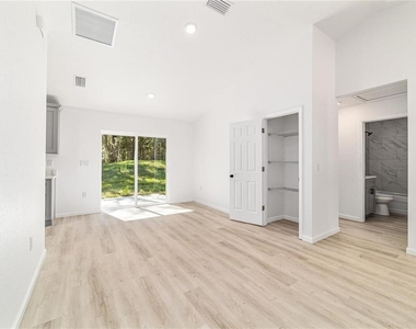 15388 Sw 26th Place - Photo Thumbnail 12