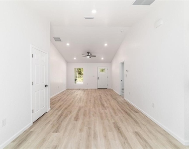 15388 Sw 26th Place - Photo Thumbnail 14