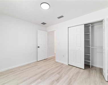 15388 Sw 26th Place - Photo Thumbnail 24
