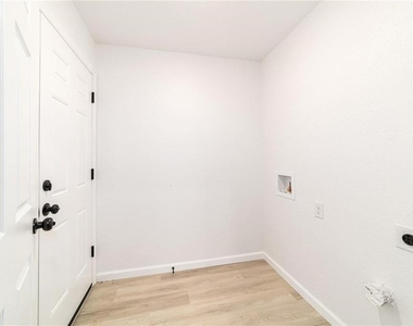 15388 Sw 26th Place - Photo Thumbnail 29