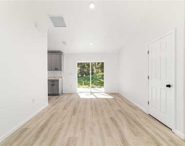 15388 Sw 26th Place - Photo Thumbnail 9