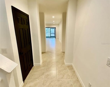 182 Glass Onion Drive - Photo Thumbnail 2