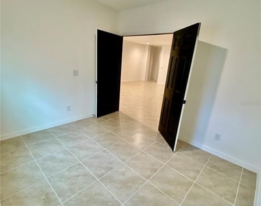 182 Glass Onion Drive - Photo Thumbnail 9