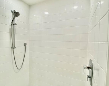 182 Glass Onion Drive - Photo Thumbnail 19